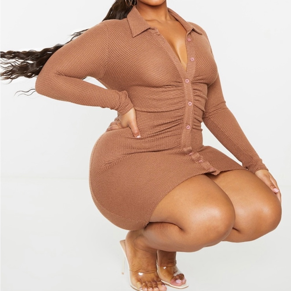 Cute long sleeve brown minidress